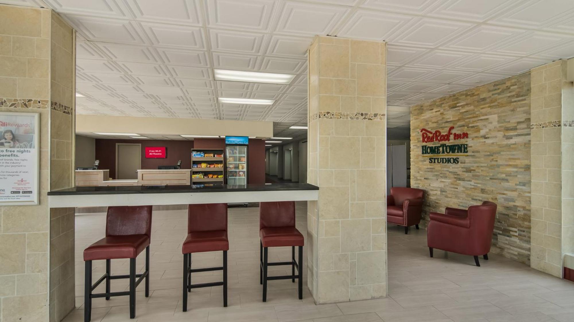 Hometowne Studios By Red Roof And Conference Center Chicago - N Aurora Naperville North Aurora Extérieur photo