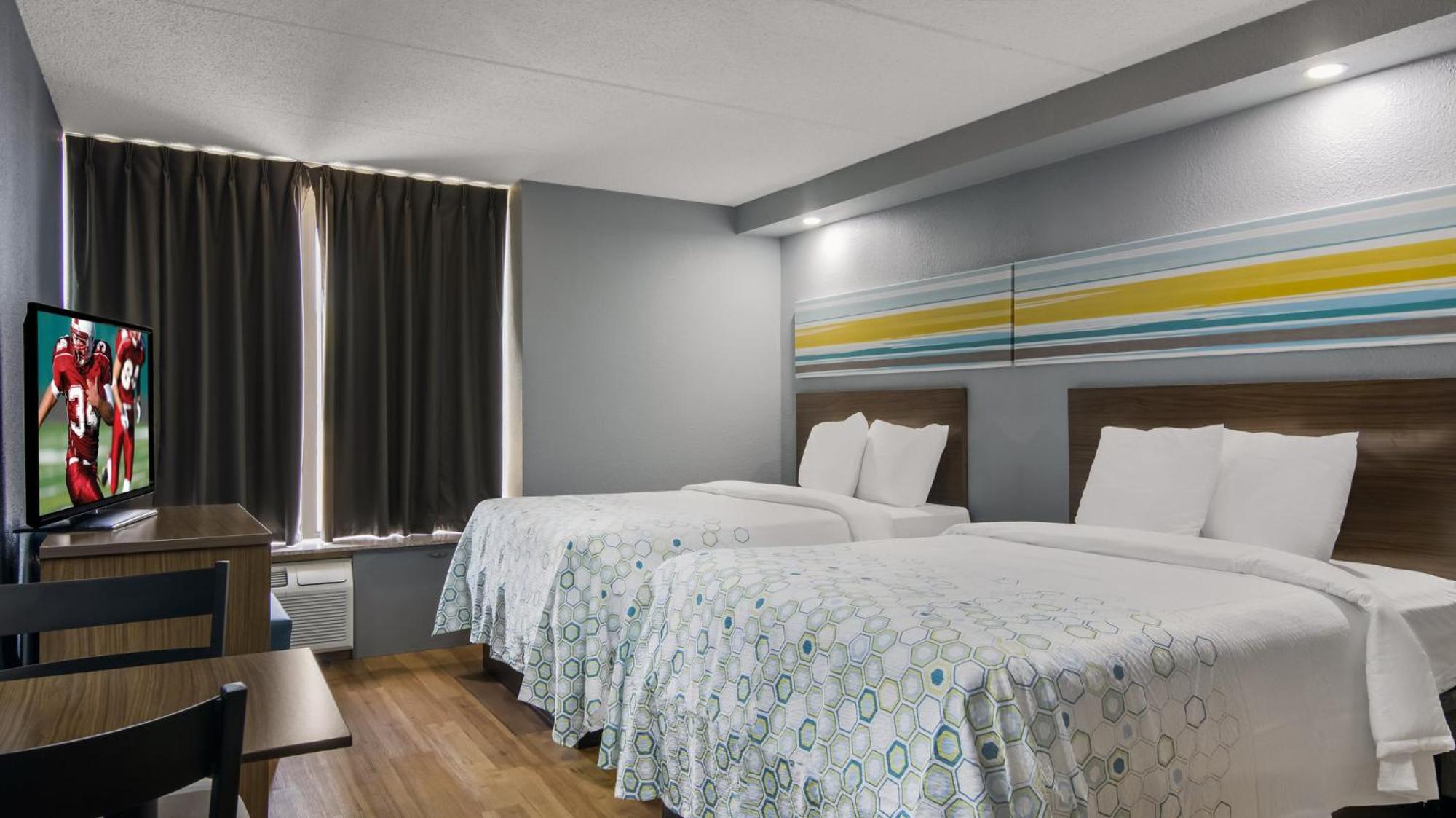 Hometowne Studios By Red Roof And Conference Center Chicago - N Aurora Naperville North Aurora Extérieur photo